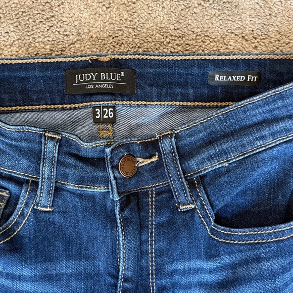 Judy Blue Dark Wash Raw Hem Relaxed Fit Jeans Size 3/26 - Picture 4 of 5